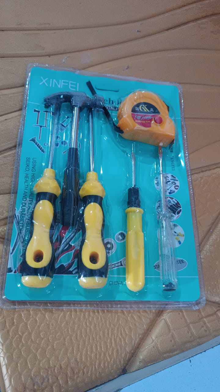 6 in 1 Hand Tool Kit Repair Home Screwdrivers Tool Kit with Tools Including Daily 6 in 1 Hand Tool Kit Repair Home Screwdrivers Tool Kit with Tools Including Daily